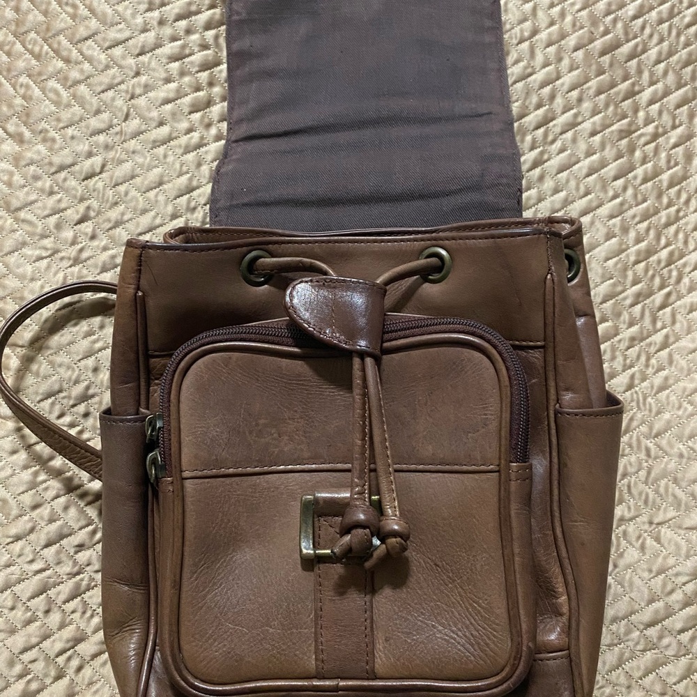 Vintage Wilsons Leather Brown Backpack Purse - Picture 4 of 6